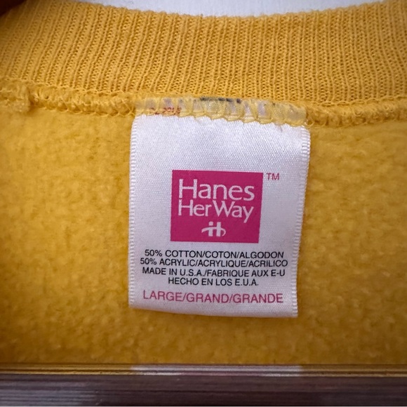 Hanes Welcome Friends Sweatshirt L - Picture 4 of 6